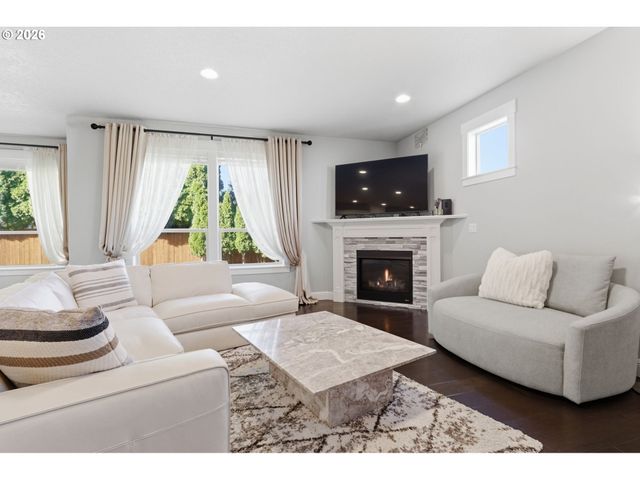 11012 Ne 2ND Ct, Vancouver, WA 98685
