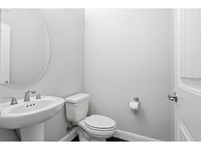 11012 Ne 2ND Ct, Vancouver, WA 98685
