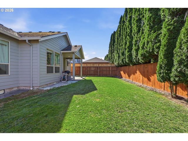 11012 Ne 2ND Ct, Vancouver, WA 98685