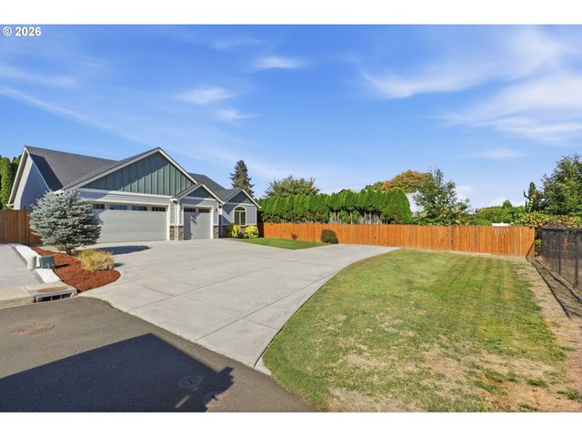 11012 Ne 2ND Ct, Vancouver, WA 98685