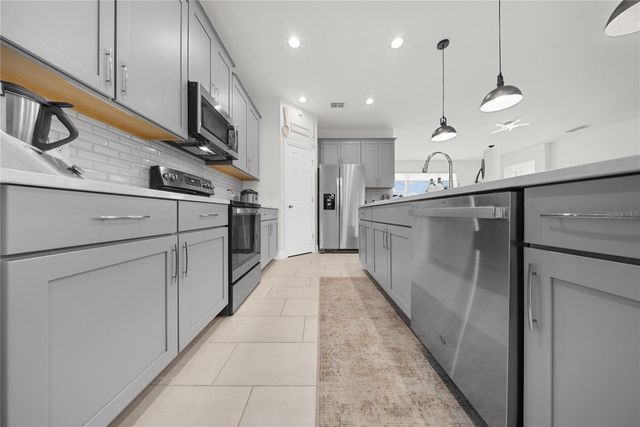 14455 CRESTAVISTA AVE, Clermont, FL 34714