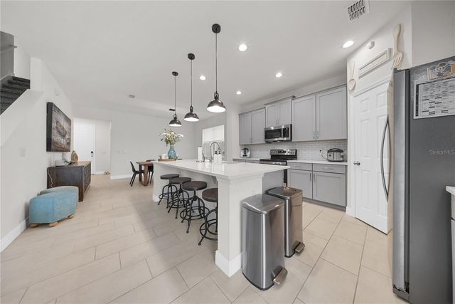 14455 CRESTAVISTA AVE, Clermont, FL 34714