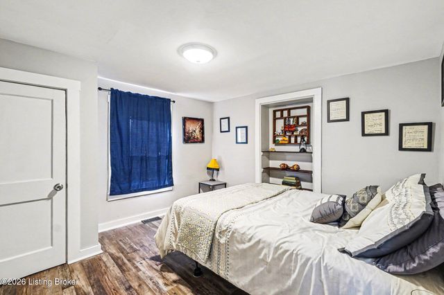 2121 Top Hill Rd, Louisville, KY 40118