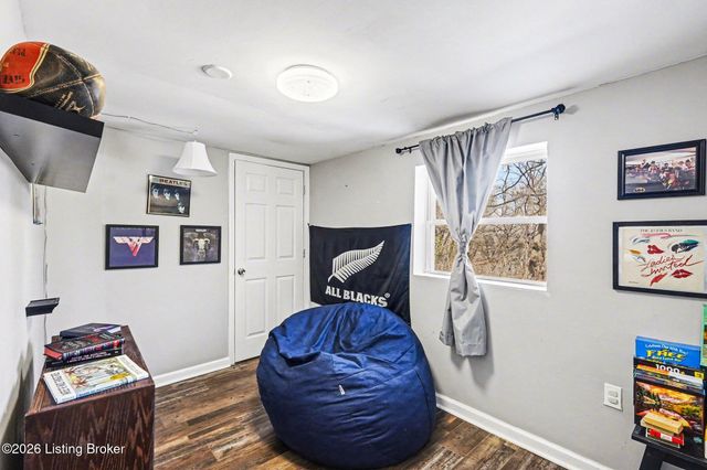 2121 Top Hill Rd, Louisville, KY 40118