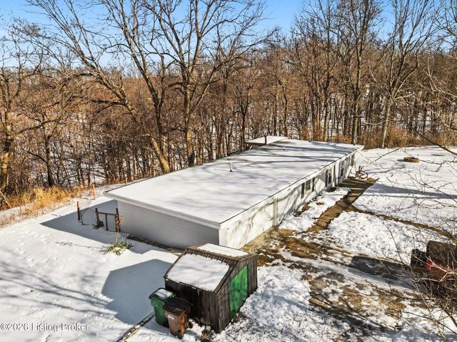 2121 Top Hill Rd, Louisville, KY 40118