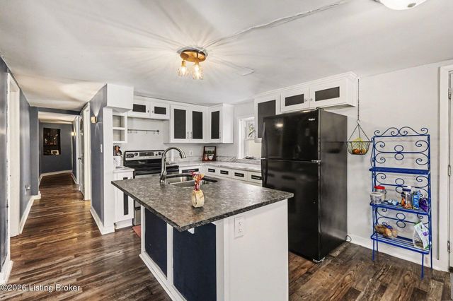 2121 Top Hill Rd, Louisville, KY 40118