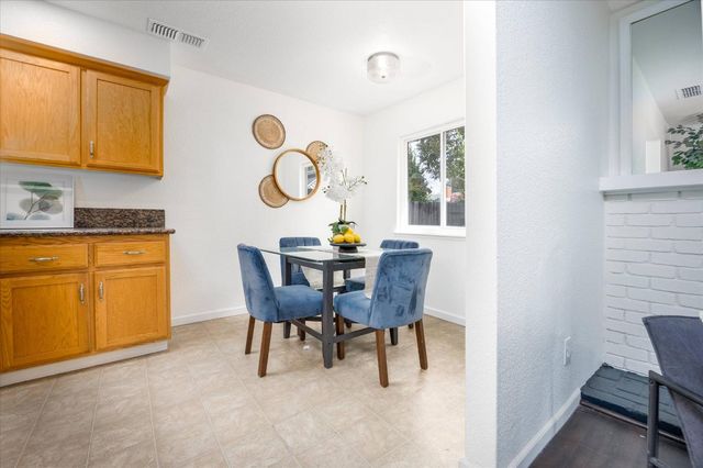 10104 Crawford Way, Sacramento, CA 95827