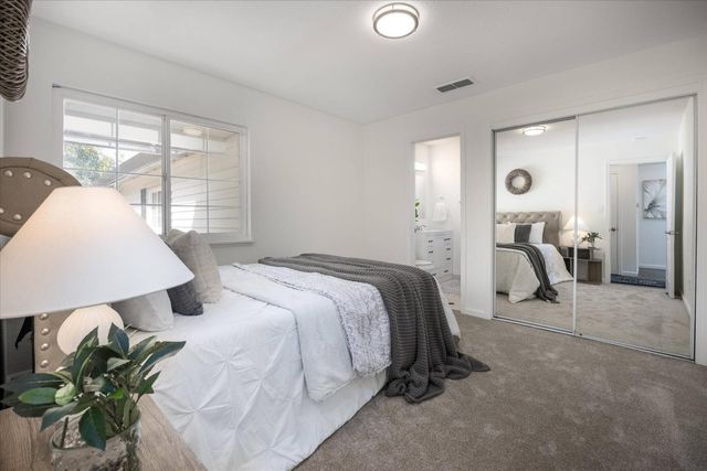 10104 Crawford Way, Sacramento, CA 95827