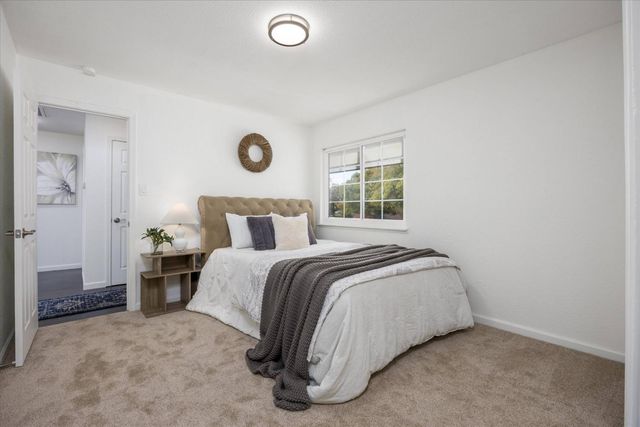 10104 Crawford Way, Sacramento, CA 95827