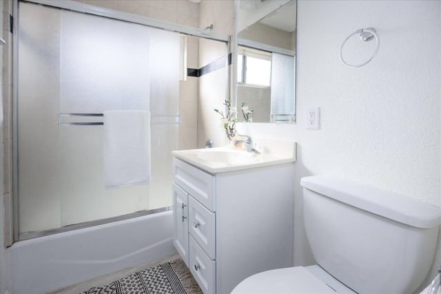 10104 Crawford Way, Sacramento, CA 95827