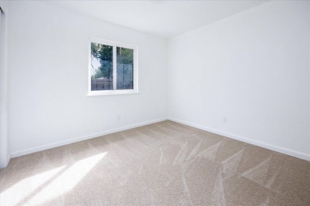 10104 Crawford Way, Sacramento, CA 95827