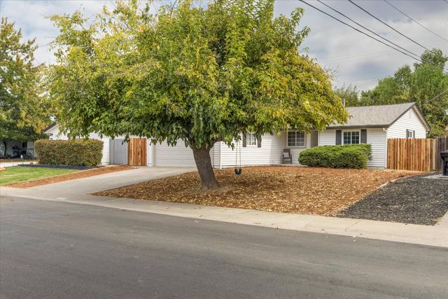 10104 Crawford Way, Sacramento, CA 95827