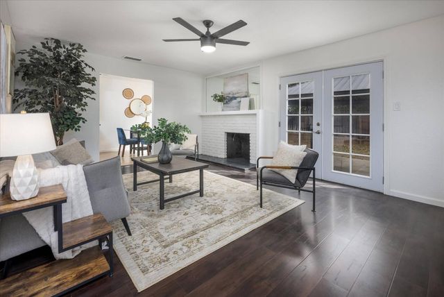 10104 Crawford Way, Sacramento, CA 95827