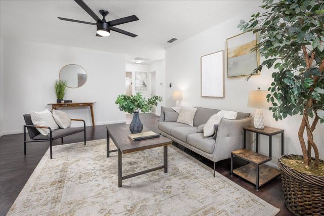 10104 Crawford Way, Sacramento, CA 95827