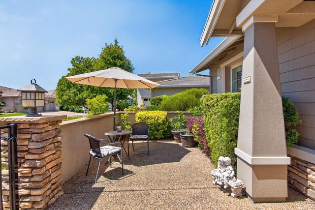 671 Violet Ln, Lincoln, CA 95648