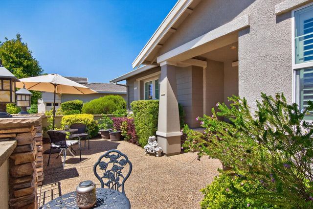 671 Violet Ln, Lincoln, CA 95648