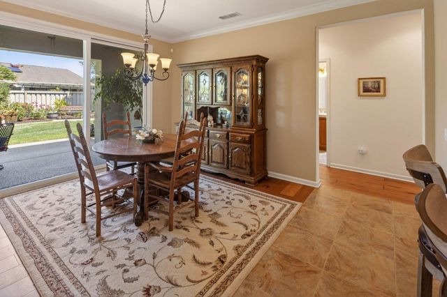 671 Violet Ln, Lincoln, CA 95648