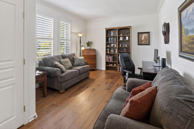 671 Violet Ln, Lincoln, CA 95648