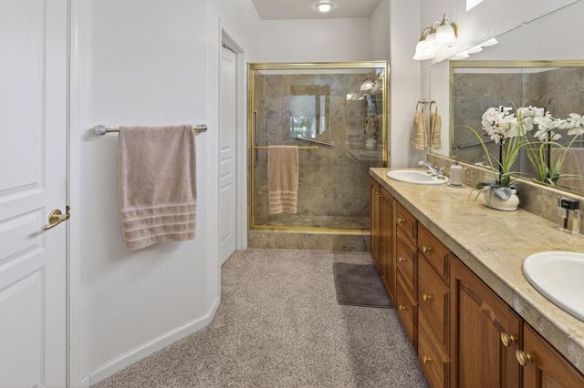 671 Violet Ln, Lincoln, CA 95648
