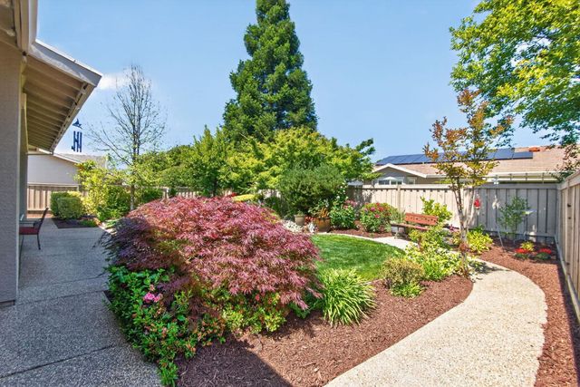 671 Violet Ln, Lincoln, CA 95648
