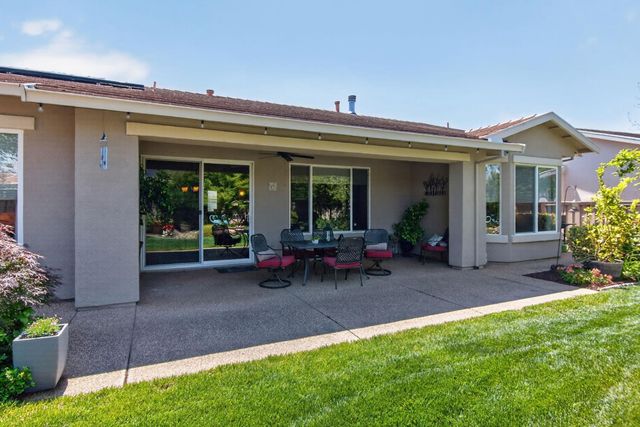 671 Violet Ln, Lincoln, CA 95648