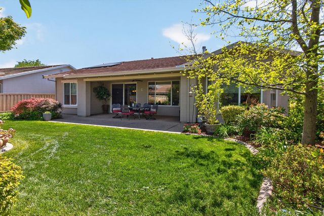 671 Violet Ln, Lincoln, CA 95648