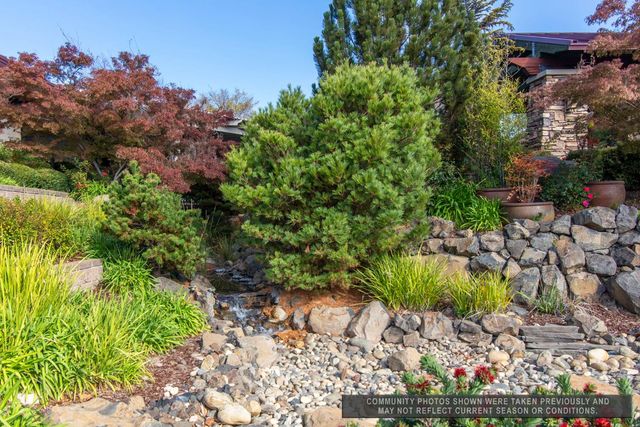 671 Violet Ln, Lincoln, CA 95648