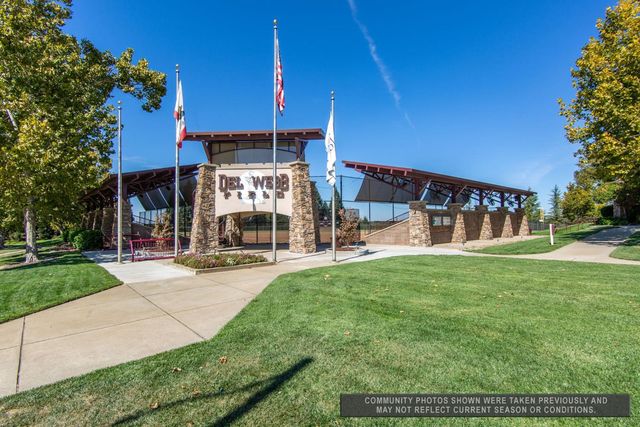 671 Violet Ln, Lincoln, CA 95648