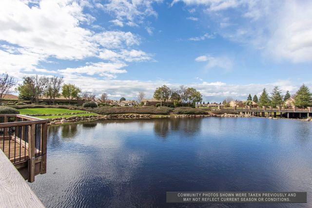 671 Violet Ln, Lincoln, CA 95648