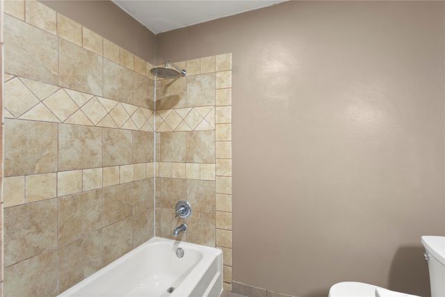 1636 Bending Oaks Trail, Dallas, TX 75217