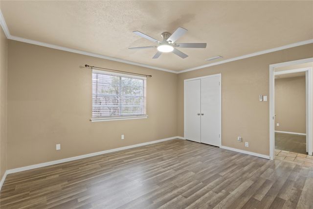 1636 Bending Oaks Trail, Dallas, TX 75217