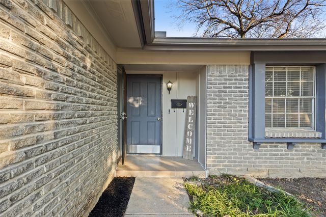 1636 Bending Oaks Trail, Dallas, TX 75217