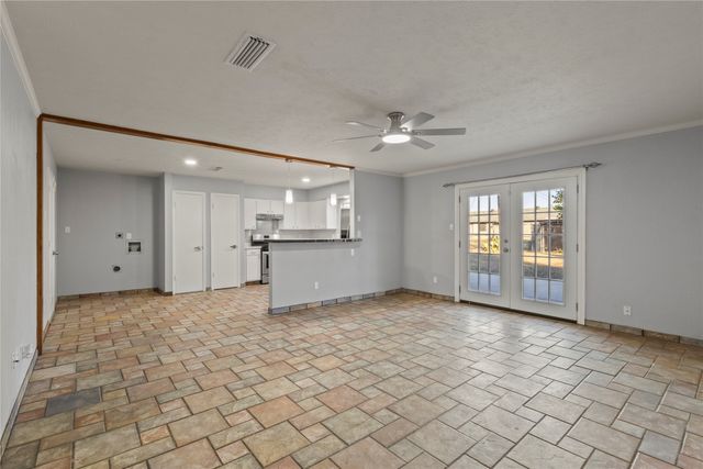 1636 Bending Oaks Trail, Dallas, TX 75217