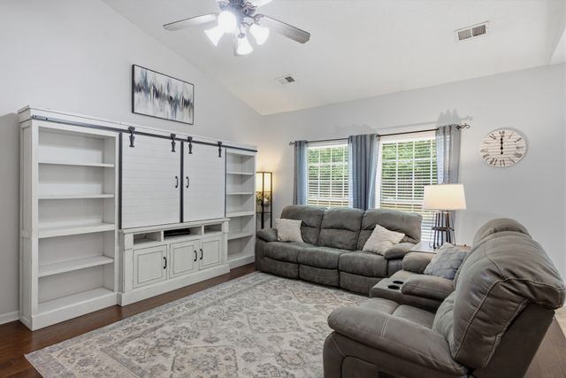 3701 Ivanora Dr, Spring Hill, TN 37174