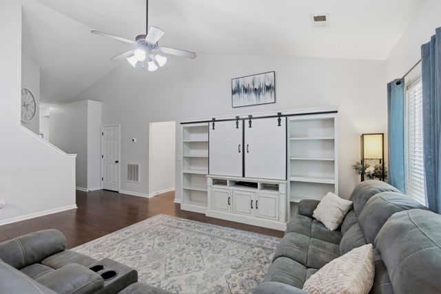 3701 Ivanora Dr, Spring Hill, TN 37174