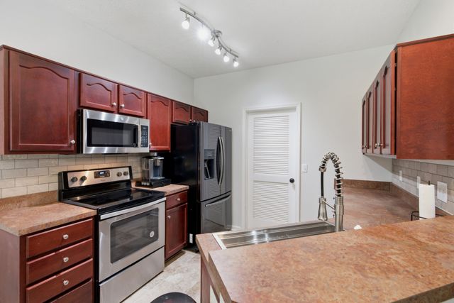 3701 Ivanora Dr, Spring Hill, TN 37174