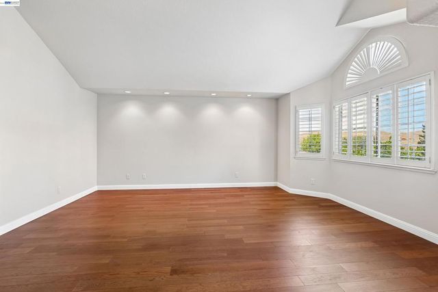 477 Obsidian Way, Clayton, CA 94517