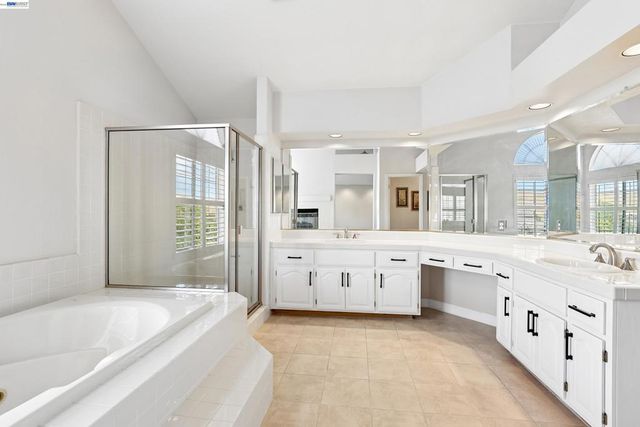 477 Obsidian Way, Clayton, CA 94517