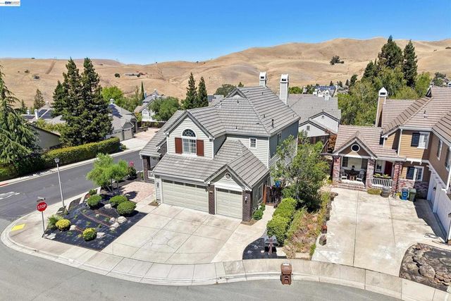477 Obsidian Way, Clayton, CA 94517