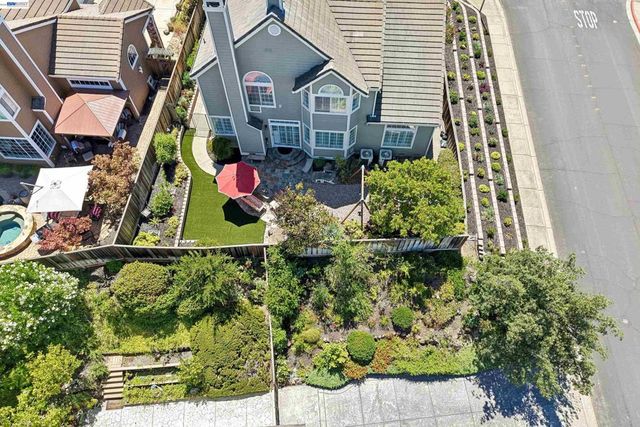 477 Obsidian Way, Clayton, CA 94517