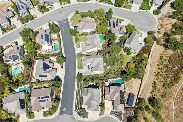 477 Obsidian Way, Clayton, CA 94517