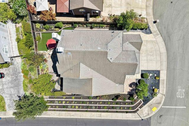 477 Obsidian Way, Clayton, CA 94517