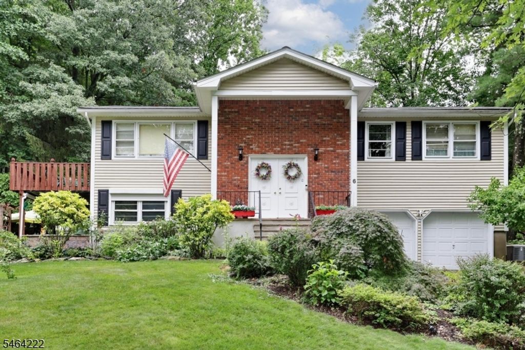 6 Cooper Dr, Wanaque Boro, NJ 07465 — exterior