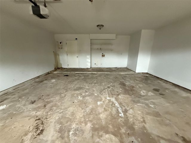 2806 Ashley Street, La Marque, TX 77568