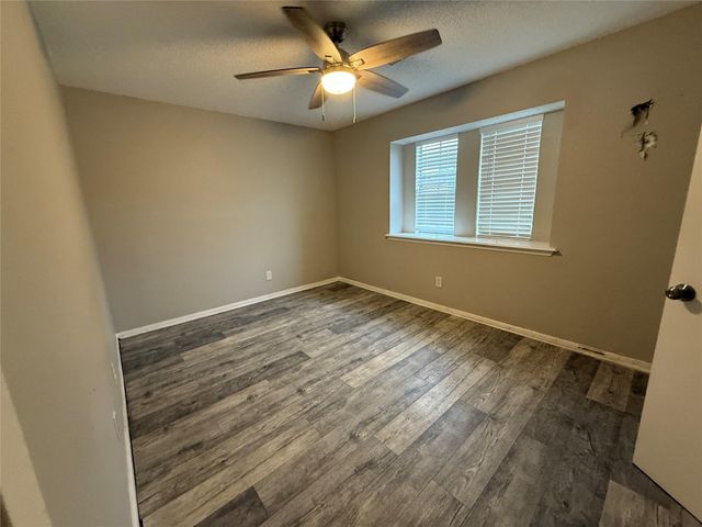 2806 Ashley Street, La Marque, TX 77568