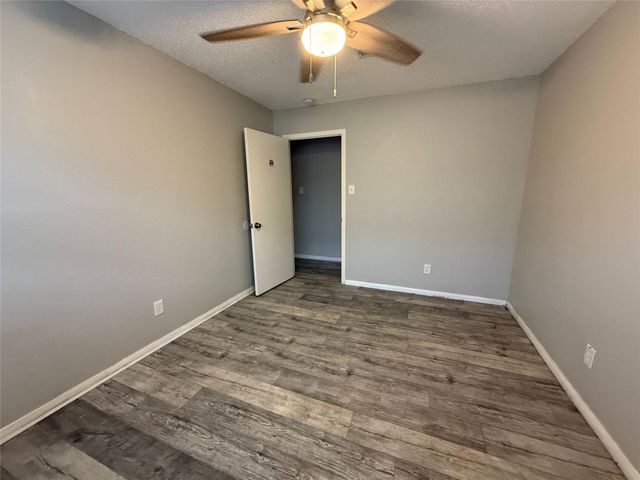 2806 Ashley Street, La Marque, TX 77568