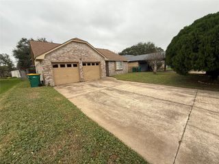2806 Ashley Street, La Marque, TX 77568