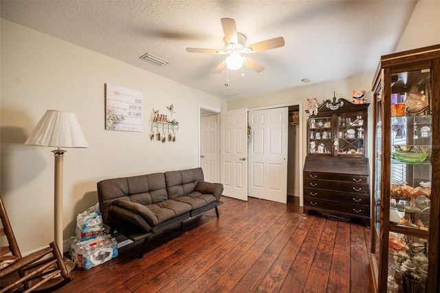 2200 BLACKWOOD DRIVE, Mulberry, FL 33860