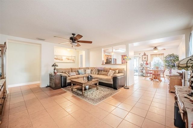 2200 BLACKWOOD DRIVE, Mulberry, FL 33860