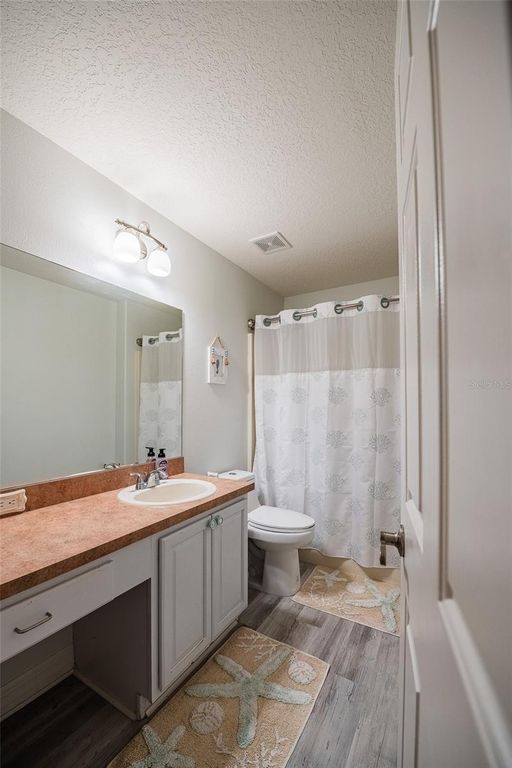 Image 22 of property listing at 2200 BLACKWOOD DRIVE, Mulberry, FL 33860